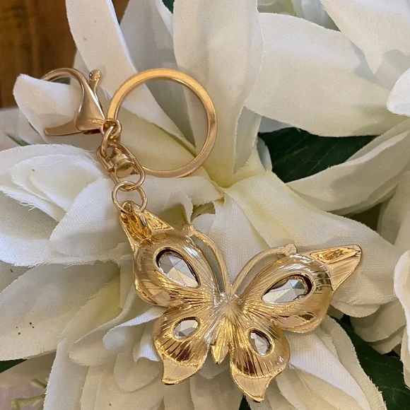 RESERVED🦋Elegant  Butterfly Keychain NWOT - Picture 5 of 7